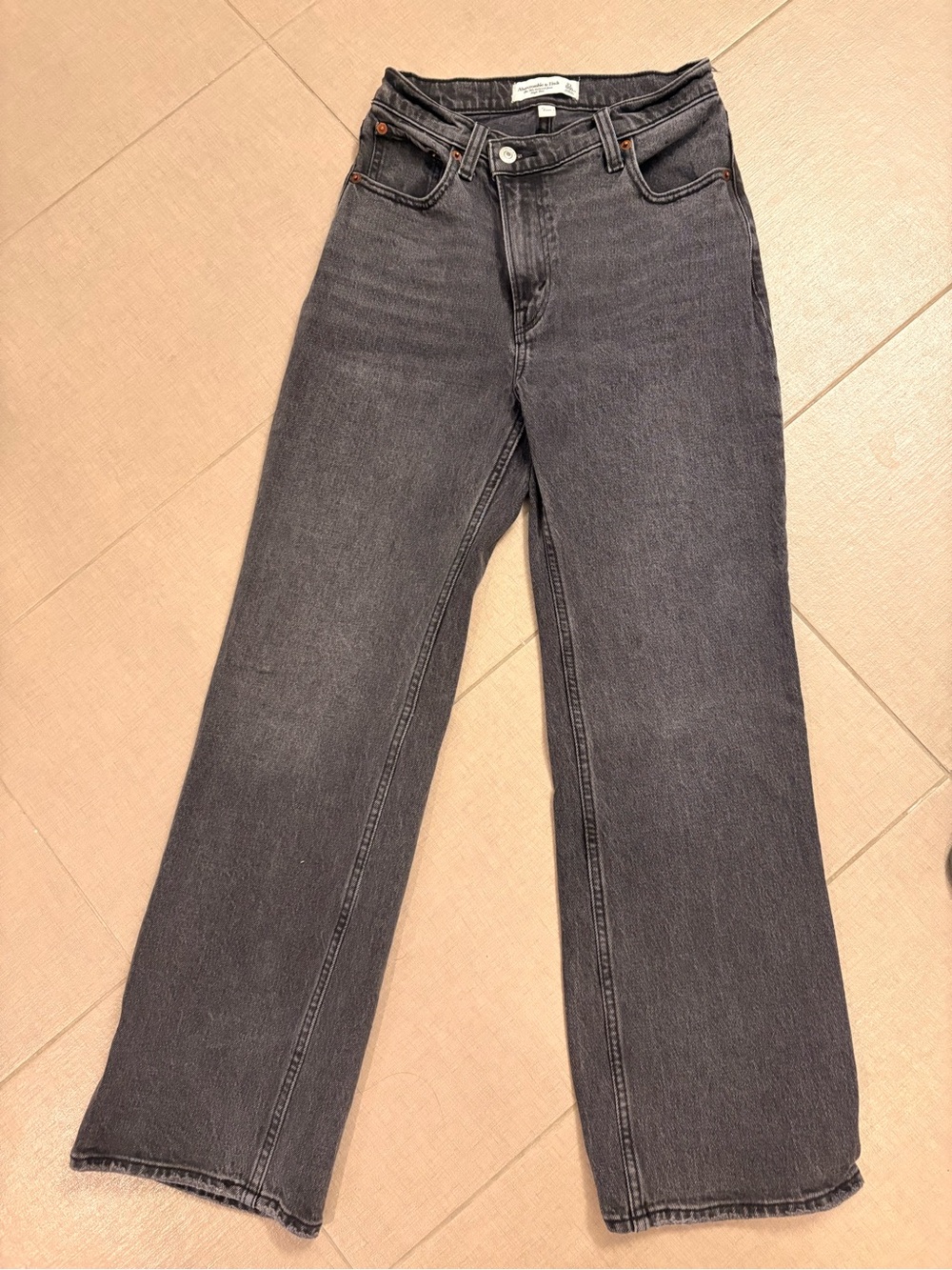 Abercrombie & Fitch Women's Straight Leg Jeans - Washed Black